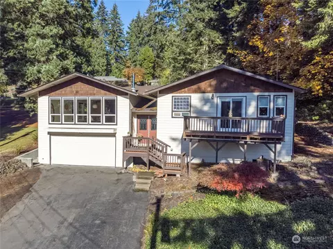 4360 Poplar Way, Longview, WA 98632