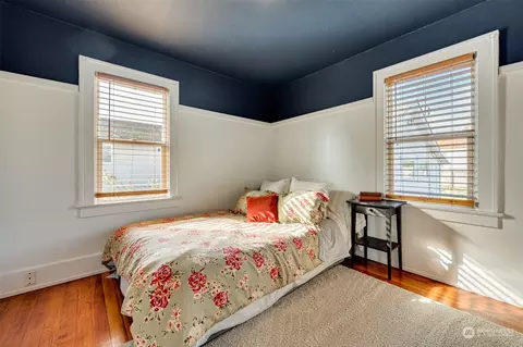 Bedroom - 431 23rd Ave, Longview, WA 98632 photo 1 of 2