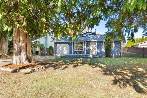 7417 E Ramblewood St, Port Orchard, WA 98366