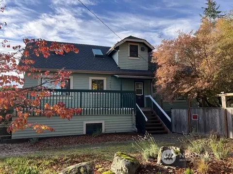 1400 NE 86th St, Seattle, WA 98115