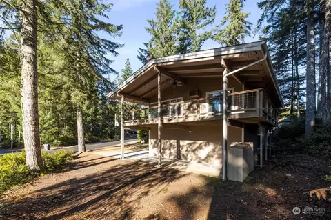 1070 E Vine Maple Ln, Union, WA 98592 photo 5