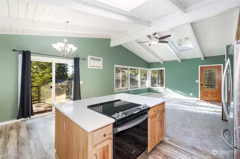 1070 E Vine Maple Ln, Union, WA 98592 photo 16