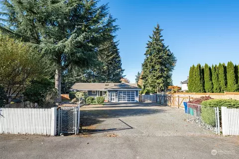 802 24th St SE, Auburn, WA 98002