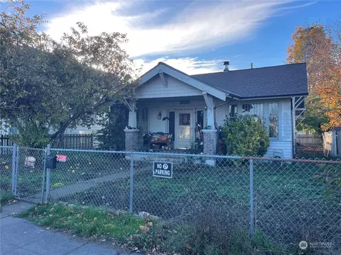 3566 E J St, Tacoma, WA 98404