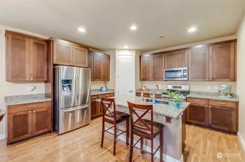 Kitchen - 1510 Hardtke Ave NE, Orting, WA 98360 photo 1 of 2
