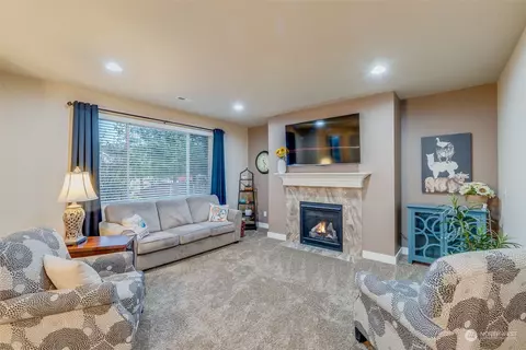 Living - 1510 Hardtke Ave NE, Orting, WA 98360 photo 1 of 1