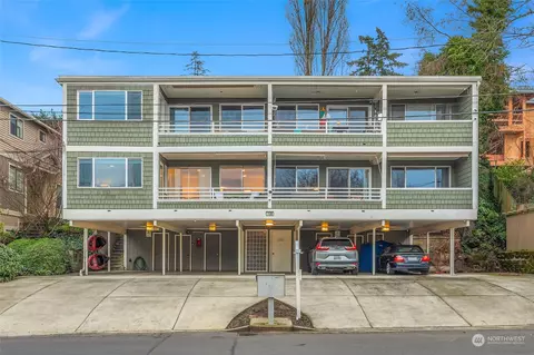 730 1st St #2, Kirkland, WA 98033
