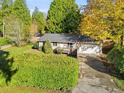 2132 NW Mulholland Blvd, Poulsbo, WA 98370