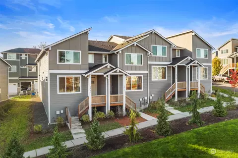 2467 Schley Blvd, Bremerton, WA 98310