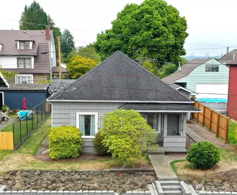 122 S Third St, Montesano, WA 98563