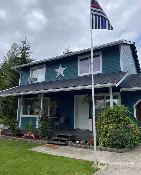 726 Sunset Ct, Shelton, WA 98584
