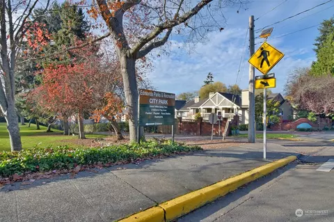 Exterior - 430 3rd Ave S #A103, Edmonds, WA 98020 photo 3 of 4