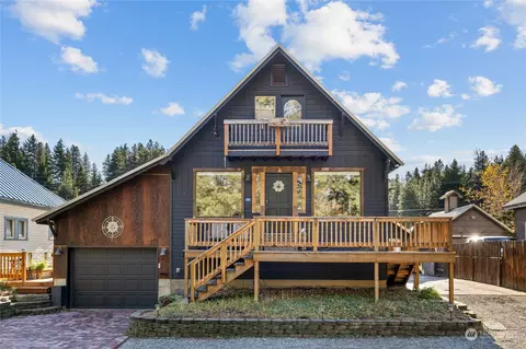 124 4th St, Roslyn, WA 98941