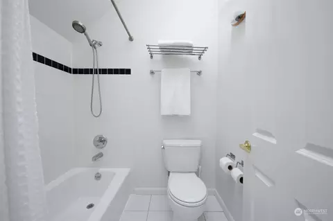 127 20th Ave E #D, Seattle, WA 98112 photo 20
