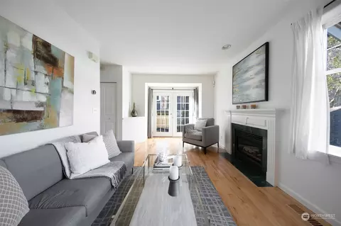 127 20th Ave E #D, Seattle, WA 98112 photo 3