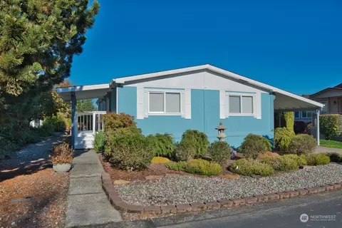 6533 NE Aquarius Ln, Bremerton, WA 98311