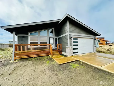 1263 Fleetwood Ave SW, Ocean Shores, WA 98569