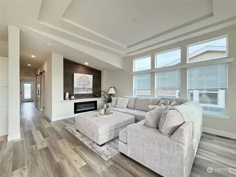 270 E Camelia St, Sequim, WA 98382 photo 3