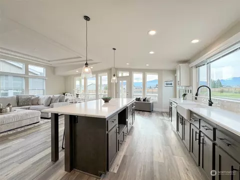 270 E Camelia St, Sequim, WA 98382 photo 10
