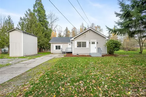 9717 9th Ave E, Tacoma, WA 98445