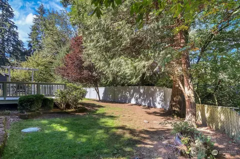 Exterior - 103 231st St SE, Bothell, WA 98021 photo 8 of 9
