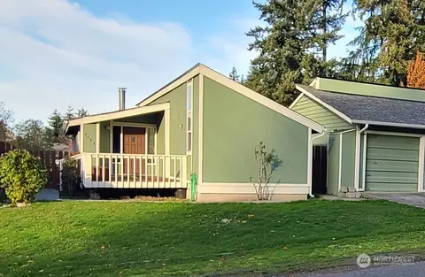 2411 B St #1, Steilacoom, WA 98388