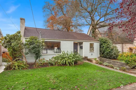 4833 NE 45th St, Seattle, WA 98105