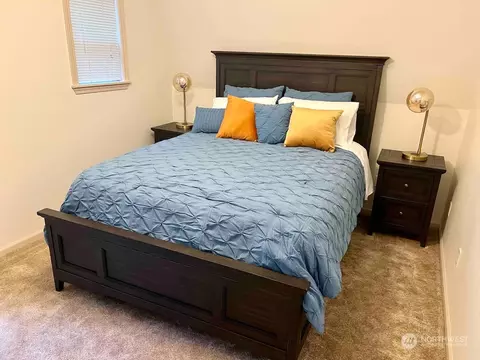 Bedroom - 37312 W Lake Walker Dr SE, Enumclaw, WA 98022 photo 6 of 6