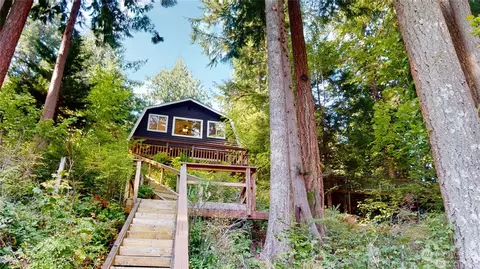 Exterior - 37312 W Lake Walker Dr SE, Enumclaw, WA 98022 photo 5 of 8