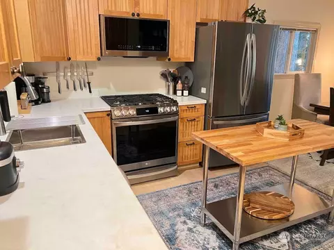 Kitchen - 37312 W Lake Walker Dr SE, Enumclaw, WA 98022 photo 1 of 4