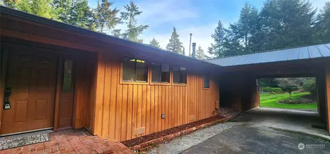 Exterior - 1230 Devries Rd, Oak Harbor, WA 98277 photo 15 of 16