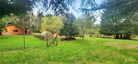 Exterior - 1230 Devries Rd, Oak Harbor, WA 98277 photo 8 of 16