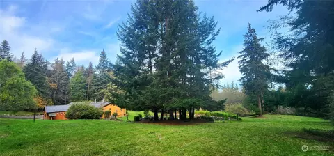 Exterior - 1230 Devries Rd, Oak Harbor, WA 98277 photo 9 of 16