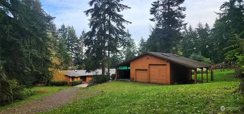 Exterior - 1230 Devries Rd, Oak Harbor, WA 98277 photo 3 of 16