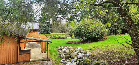 Exterior - 1230 Devries Rd, Oak Harbor, WA 98277 photo 6 of 16