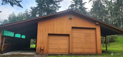 Exterior - 1230 Devries Rd, Oak Harbor, WA 98277 photo 14 of 16