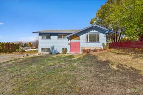 2518 Sunset Hwy, East Wenatchee, WA 98802