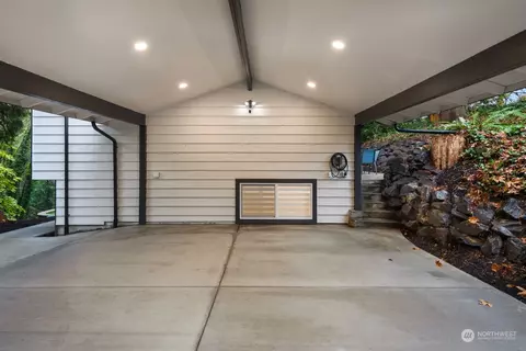 Exterior - 233 Poppy Rd, Bothell, WA 98012 photo 7 of 8