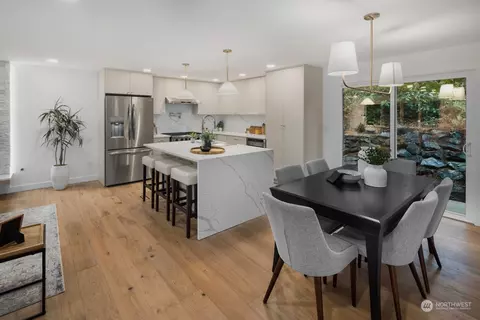 Dining - 233 Poppy Rd, Bothell, WA 98012 photo 1 of 2
