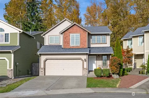 1017 E 70th St, Tacoma, WA 98404