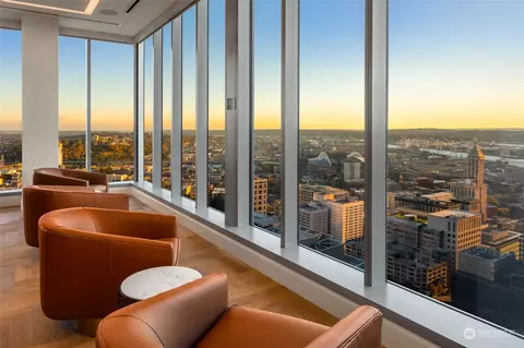 800 Columbia St #1102, Seattle, WA 98104