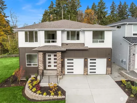 11380 SE 82nd St, Newcastle, WA 98056