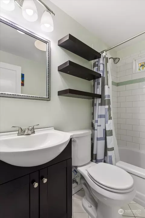 Bath - 203 E Beech St, Everett, WA 98203 photo 2 of 2