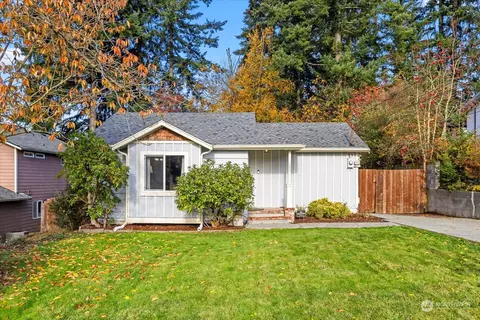 Exterior - 203 E Beech St, Everett, WA 98203 photo 11 of 11