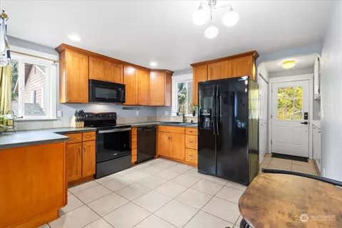 Kitchen - 203 E Beech St, Everett, WA 98203 photo 1 of 3