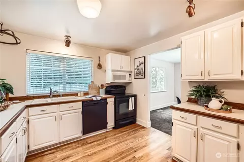 1121 204th Pl SE, Bothell, WA 98012 photo 11