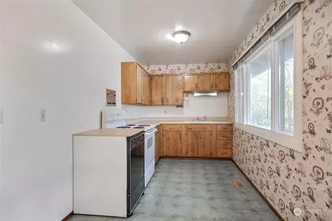 25735 18th Ave S, Des Moines, WA 98198 photo 16