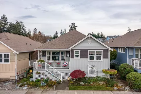1588 SW Vanguard St, Oak Harbor, WA 98277