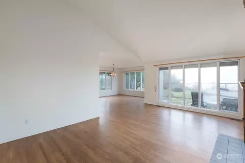 193 Mariners Point Rd, Sequim, WA 98382 photo 5