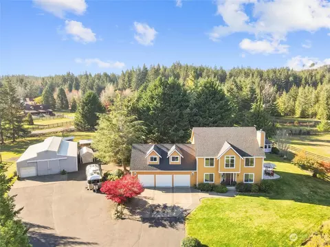 10922 Gentry Ln SW, Olympia, WA 98512